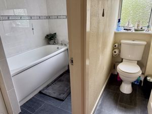 Family Bathroom & WC- click for photo gallery